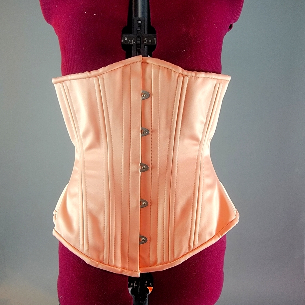 24" Timeless Trends Hourglass